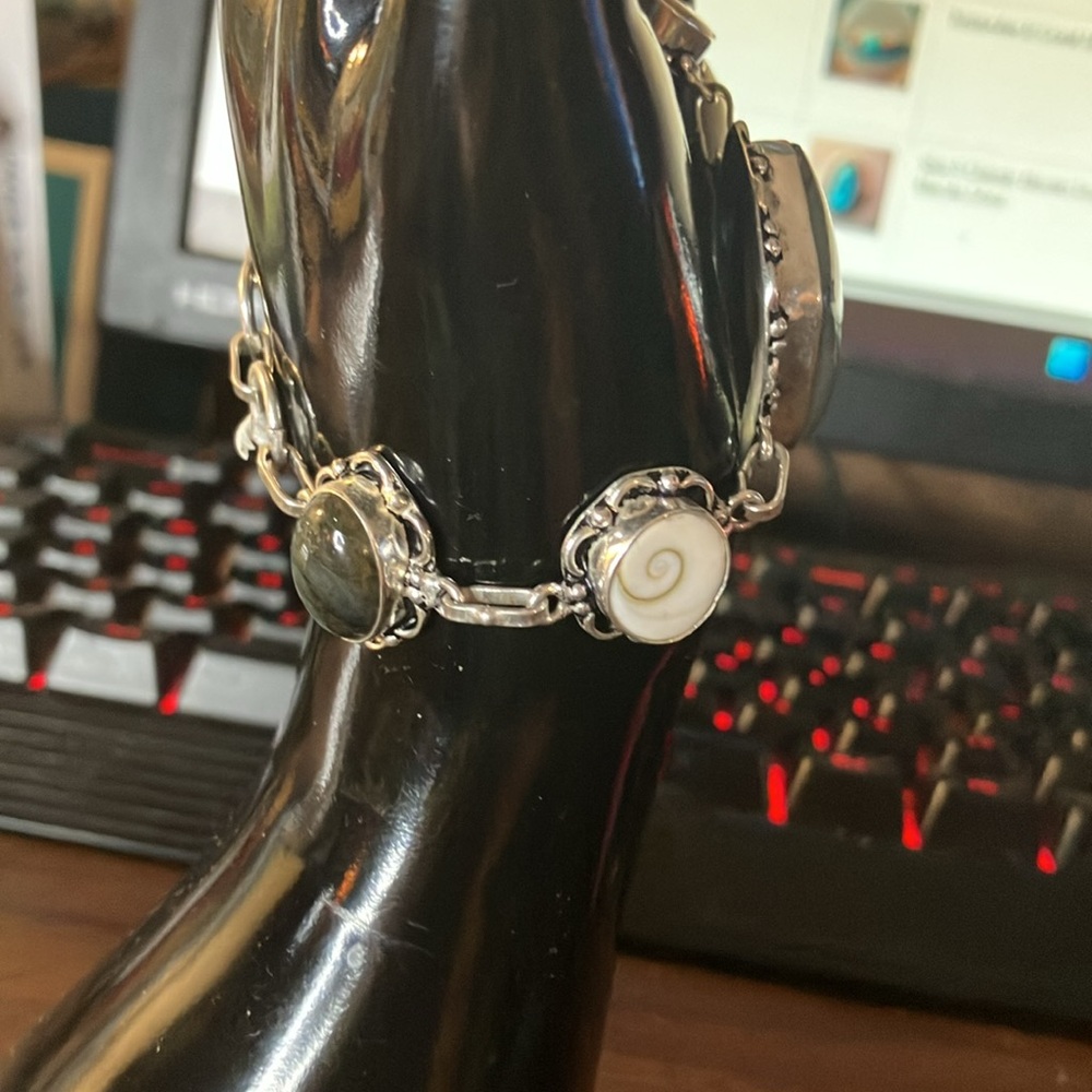 Sterling .925 Bracelet labradorite, striped green tiger's eye & Shiva shells - Picture 2 of 4